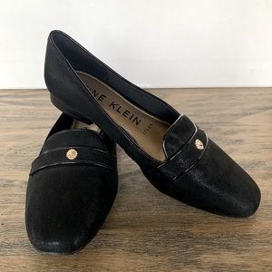 Black Shimmer Anne Klein Loafers Akidara 7 (may fit 7.5)
